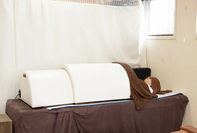 遠赤外線炭素温熱ドーム｢フジカ スマーティ｣ | みたか西久保整体院