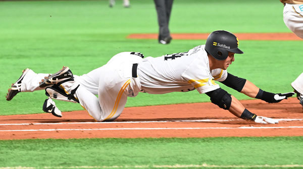 さらばホークスの「24」 長谷川、最後は魂のヘッド｜【西日本新聞me】