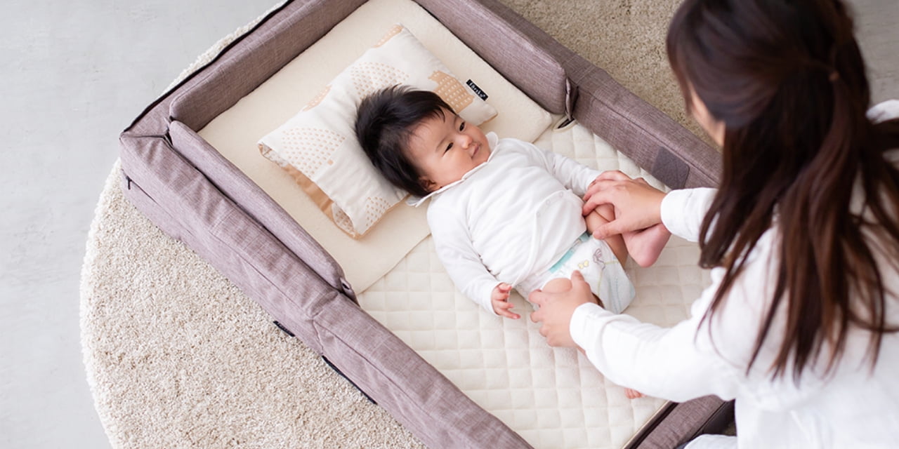 キャンペーン】コンパクトベッド FREE(フリー) (ファルスカ) / O-BABY.net