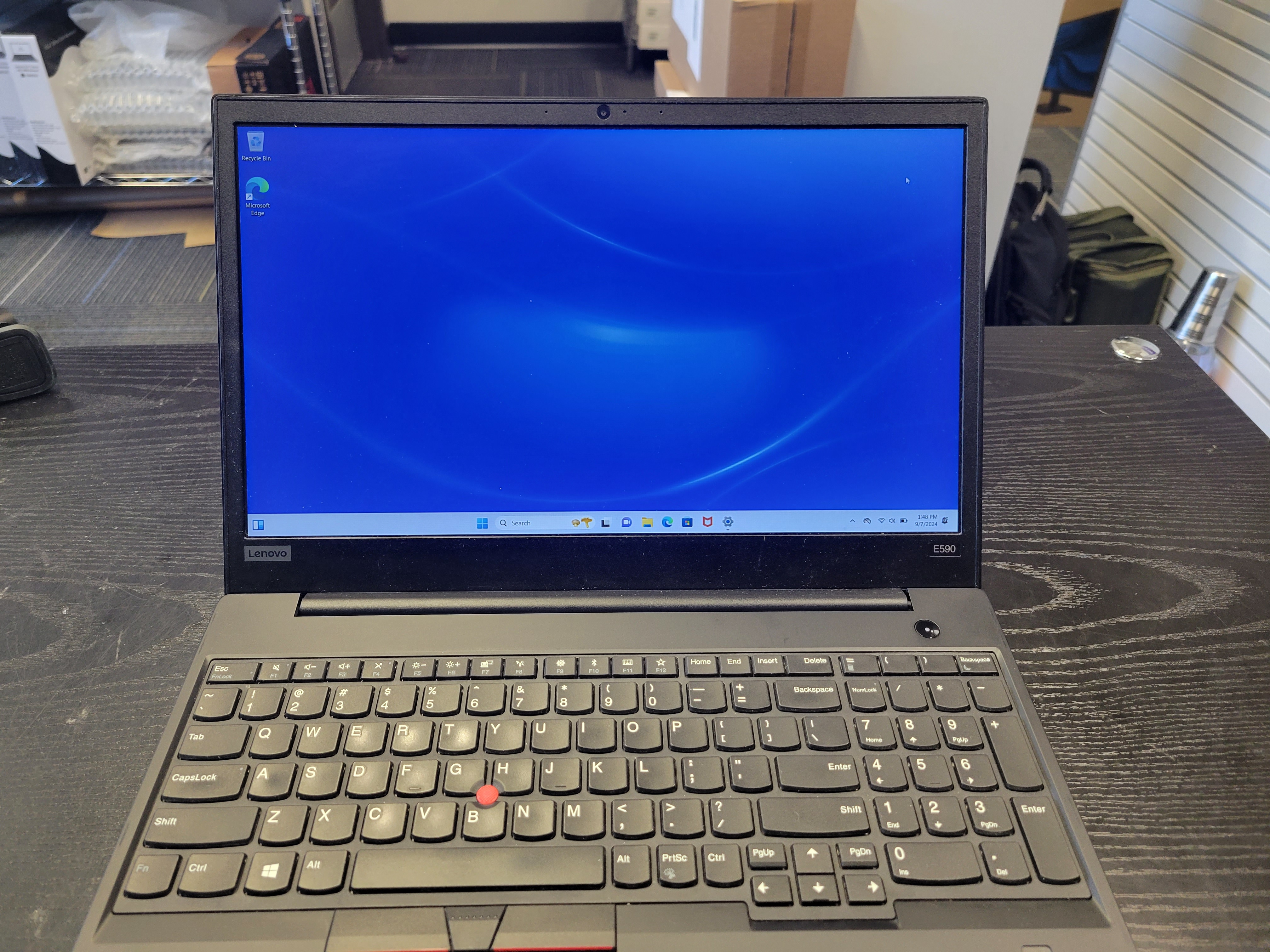 Lenovo ThinkPad E590 i5-8265U 8GB 256G Fingerprint Windows 11