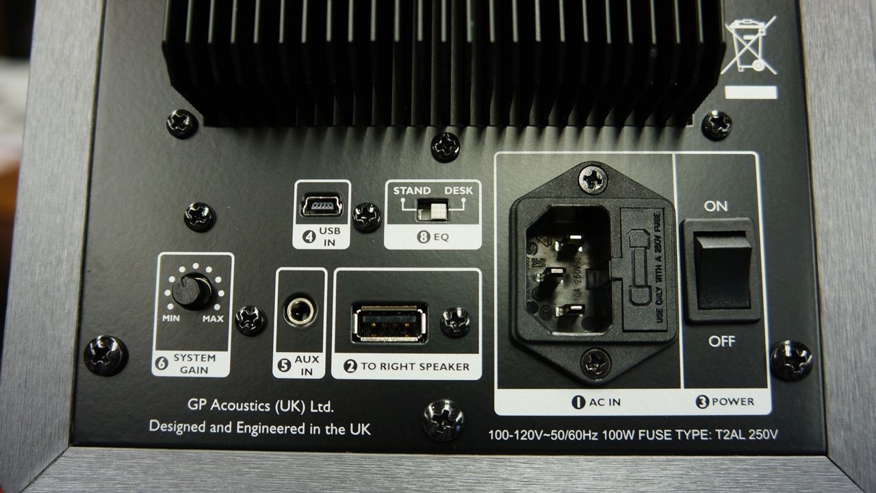 KEFのアクティブスピーカー「X300A」入荷情報！の巻 - サウンドテック