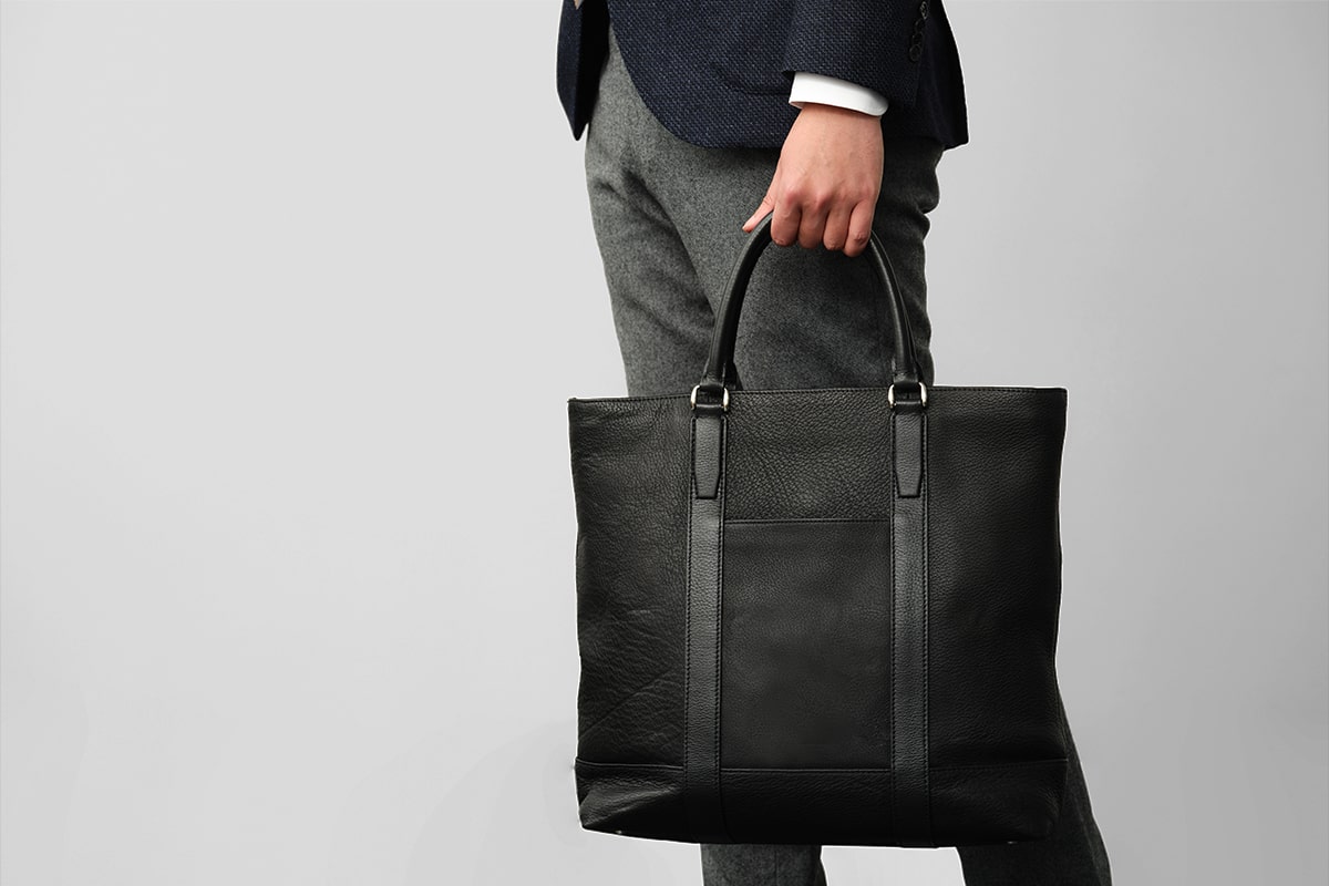 軽さと機能性に優れたビジネスバッグ | ソメスサドル【日本の革鞄と馬具】