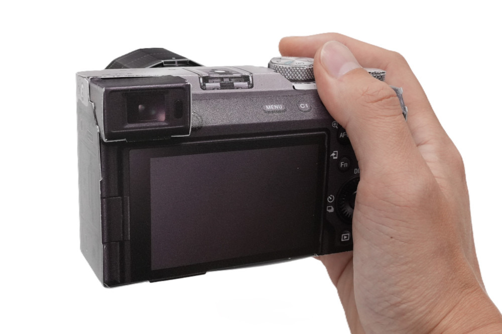 自分で組み立てる！実寸大クラフトキット α7C II 購入 | キャンペーン