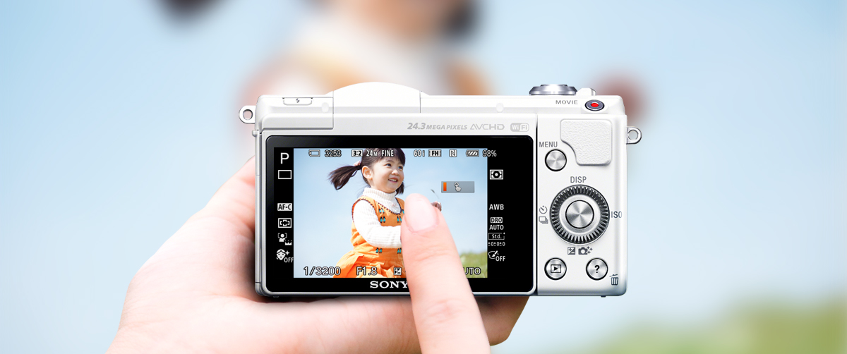 α5100 特長 : タッチでかんたん、撮り逃さない | デジタル一眼カメラα