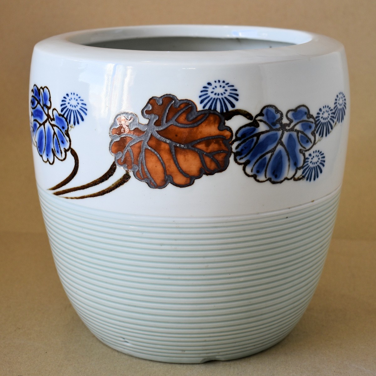 火鉢と炭道具の販売 骨董 斎明堂 / 染付火鉢