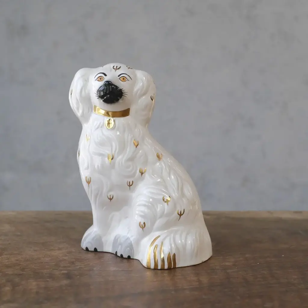 ヴィンテージフィギュリン スタッフォードシャードッグ 陶器 置物