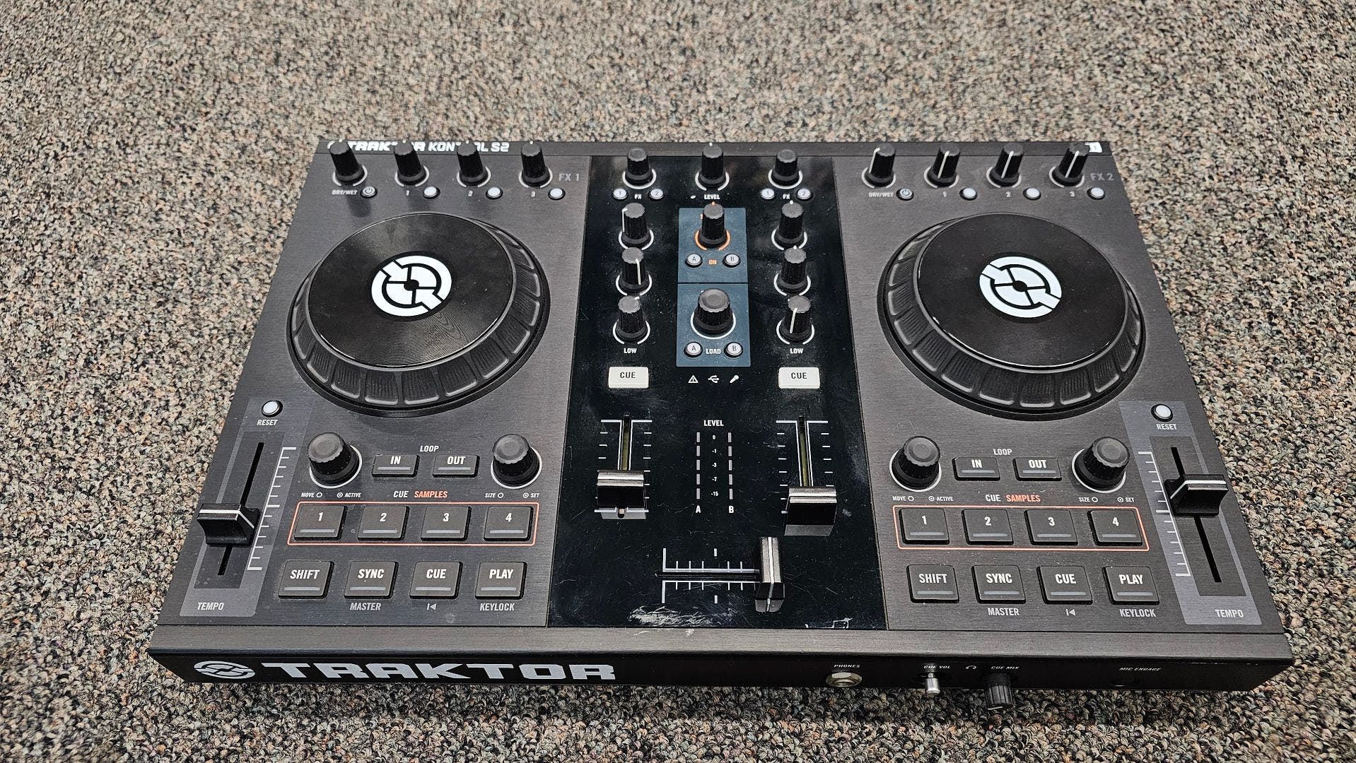 Buy used Native Instruments TRAKTOR S2 MK1 DJ Controller | Sam Ash