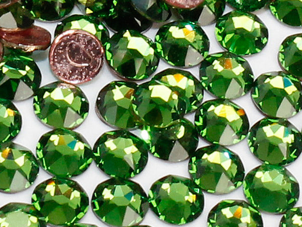 スワロフスキー Hotfixファーングリーン-#2038 4-ラインストーン