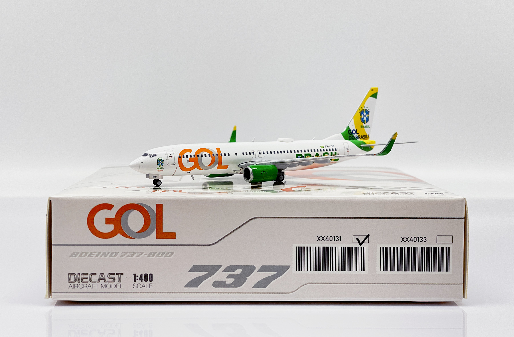 ScaleModelStore.com :: JC Wings 1:400 - XX40131 - GOL Linhas