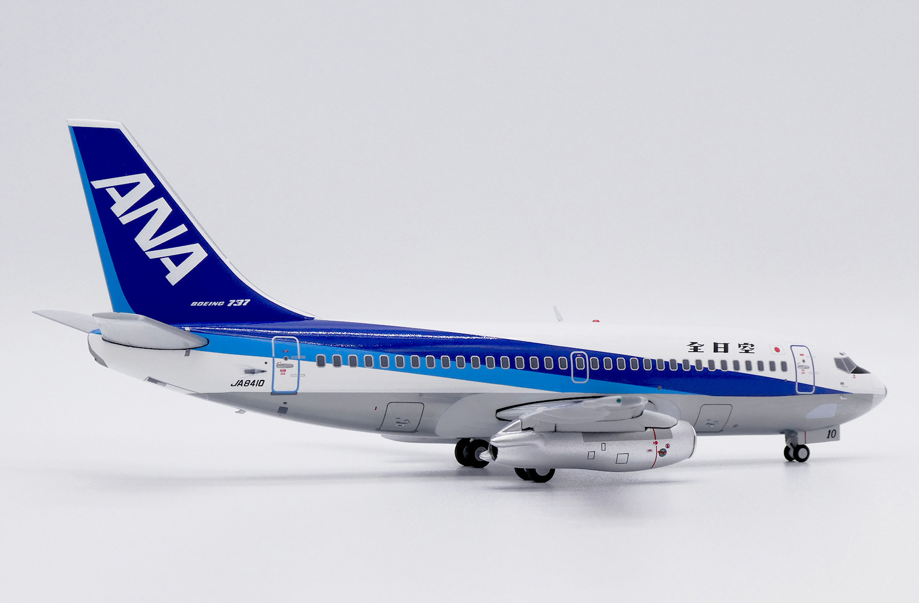 ScaleModelStore.com :: JC Wings 1:200 - EW2732002 - ANA All Nippon