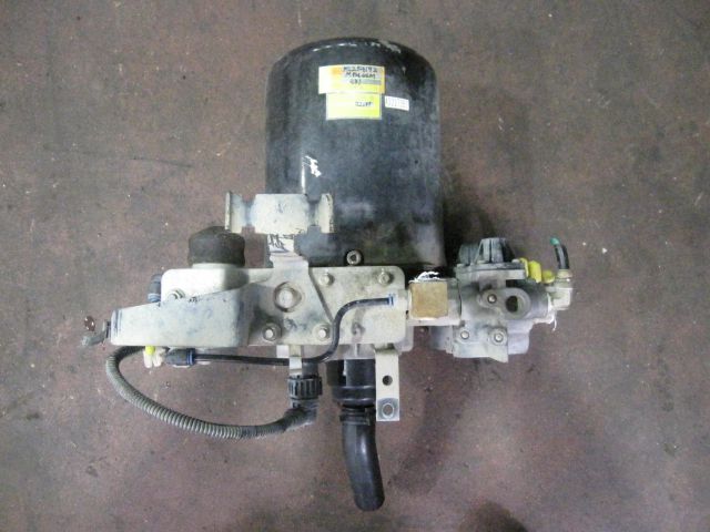 中古トラック部品詳細：エアドライヤー、ふそう大型車(三菱/ふそう