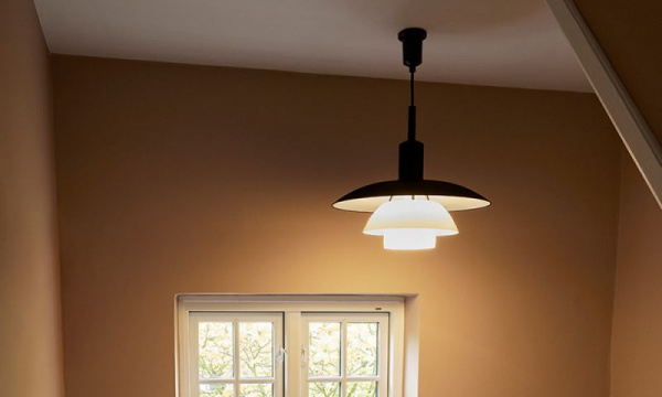 ペンダント PH 5/5 LED / メタルブラック×乳白ガラスLouis Poulsen