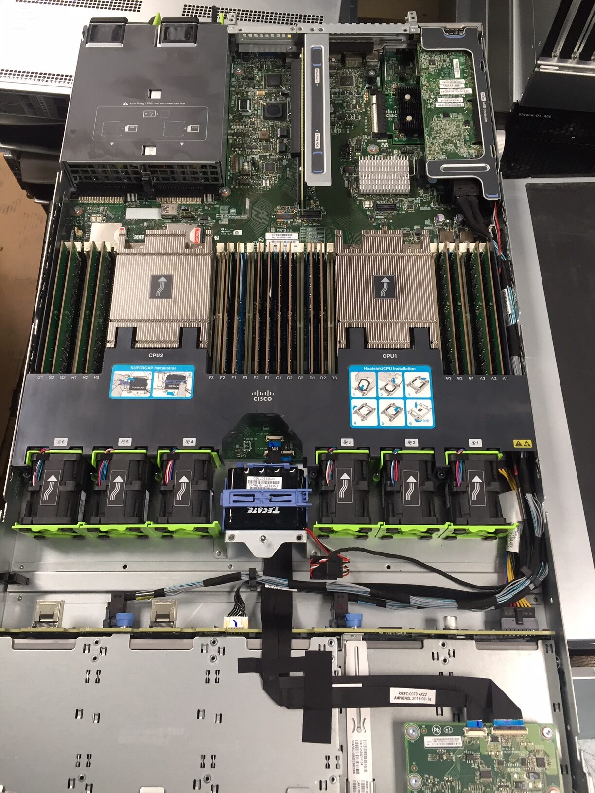 CISCO – UCS C220 M4 8xSFF – 2x Xeon E5-2630v4 – Serveurs d