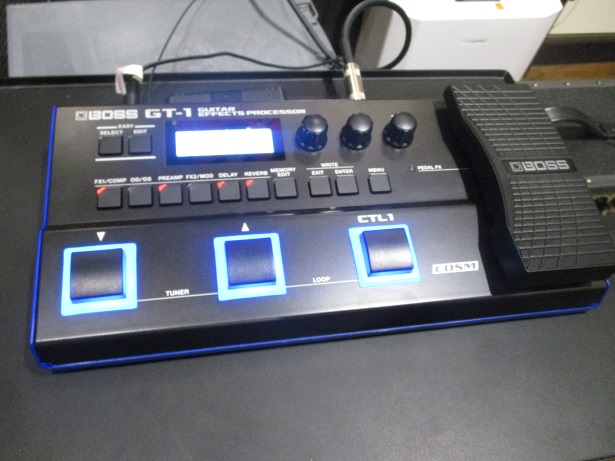 エフェクター】BOSSの新商品マルチエフェクター「GT-1」が入荷致しまし