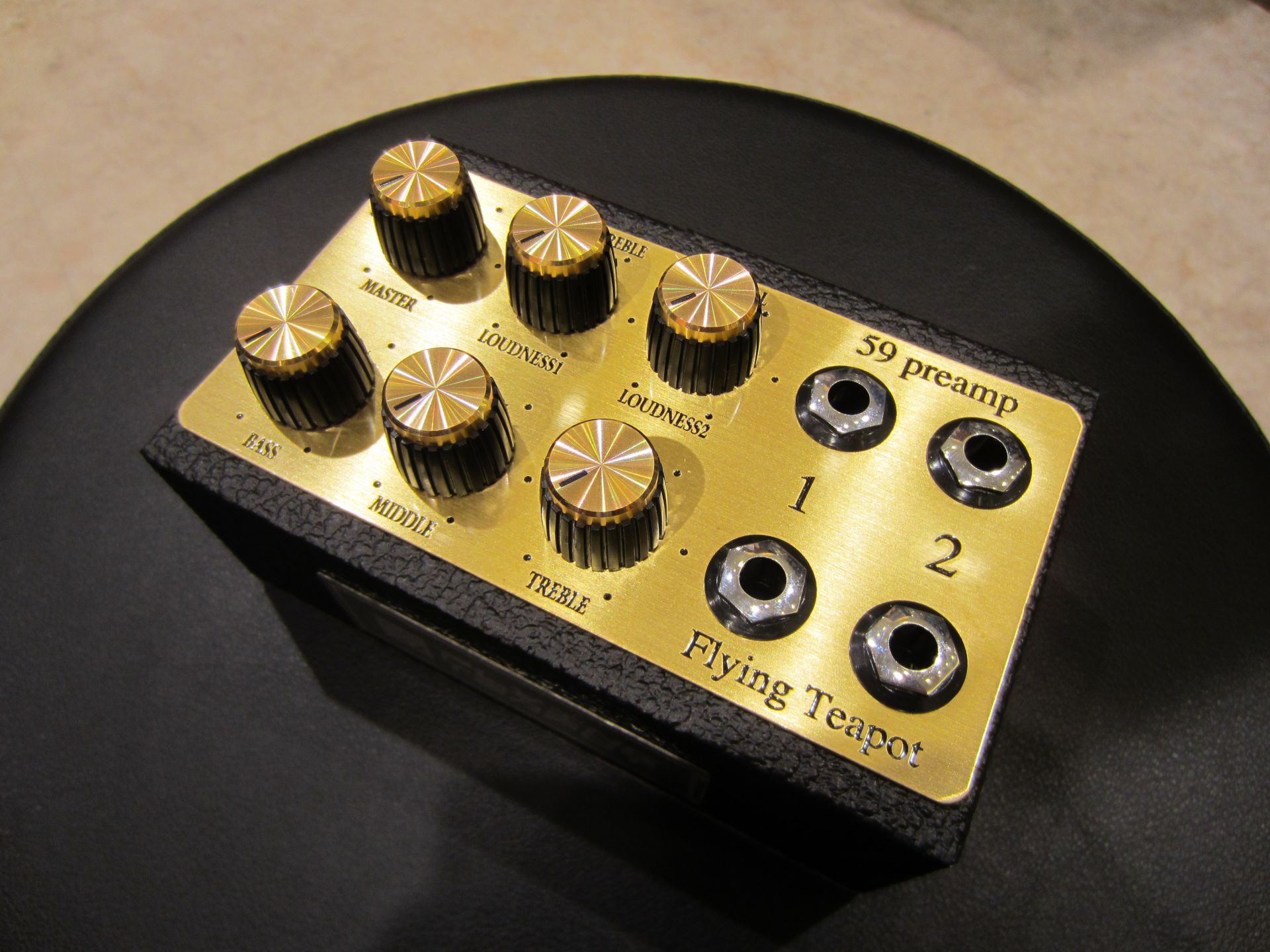 噂のエフェクター】Flying teapot『59Preamp』『Jubilee Preamp』入荷