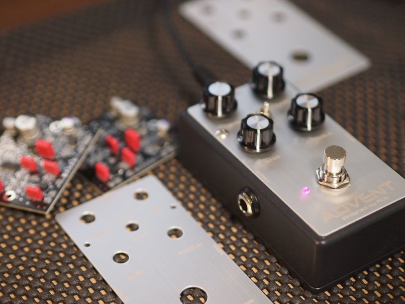 Papa Goriot Studios「ADVENT」完全オリジナル回路の国産エフェクター