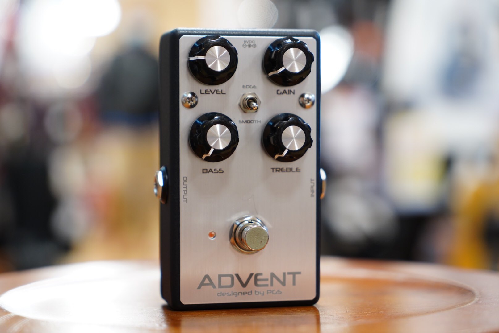 Papa Goriot Studios「ADVENT」完全オリジナル回路の国産エフェクター