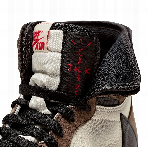 送料無料】トラヴィス・スコット x エアジョーダン1 Travis Scott x