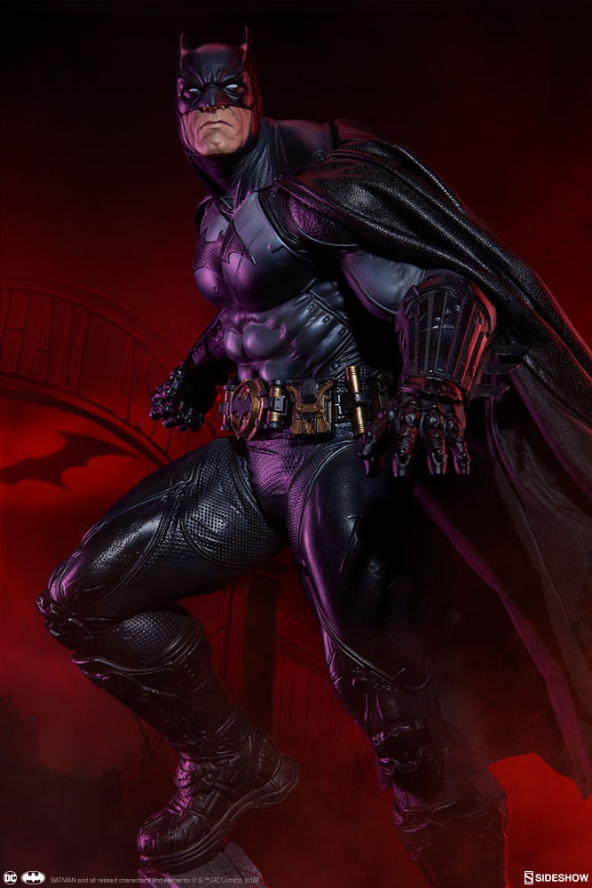 DC Comics Batman Premium Format(TM) Figure by Sideshow Colle