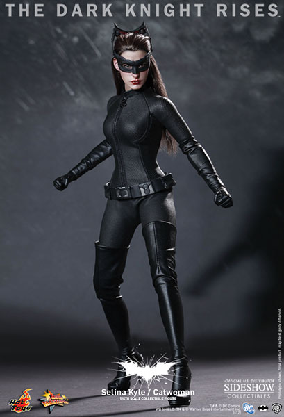DC Comics Selina Kyle - Catwoman Sixth Scale Figure by Hot Toys
