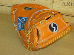 久保田運動具店 80周年 限定復刻軟式グラブ 入荷！ 久保田スラッガーの