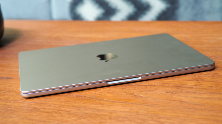 Apple MacBook Air M2 (2022) Review: Setting The New Benchmark