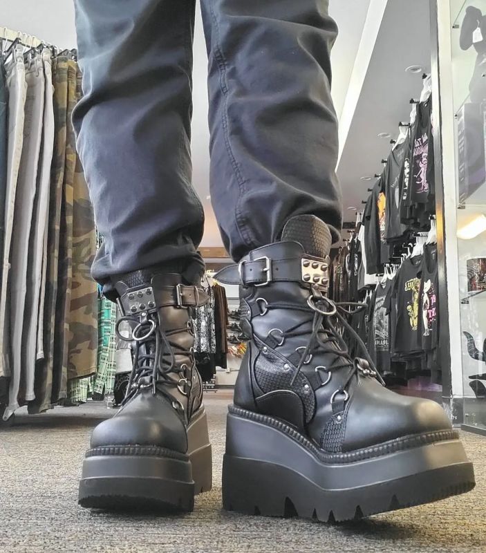 取り寄せ]SHAKER-60 / スパイク厚底ブーツ【DEMONIA】 | Spider Rock Web