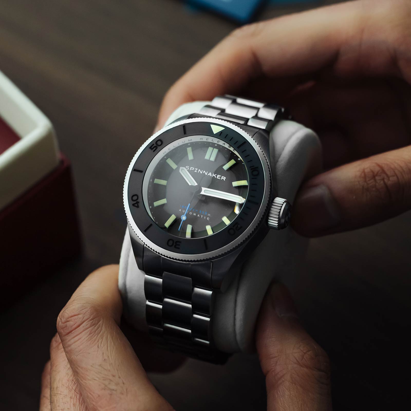 SP-5098-33 | COLLECTION | SPINNAKER | スピ二カー 時計公式サイト