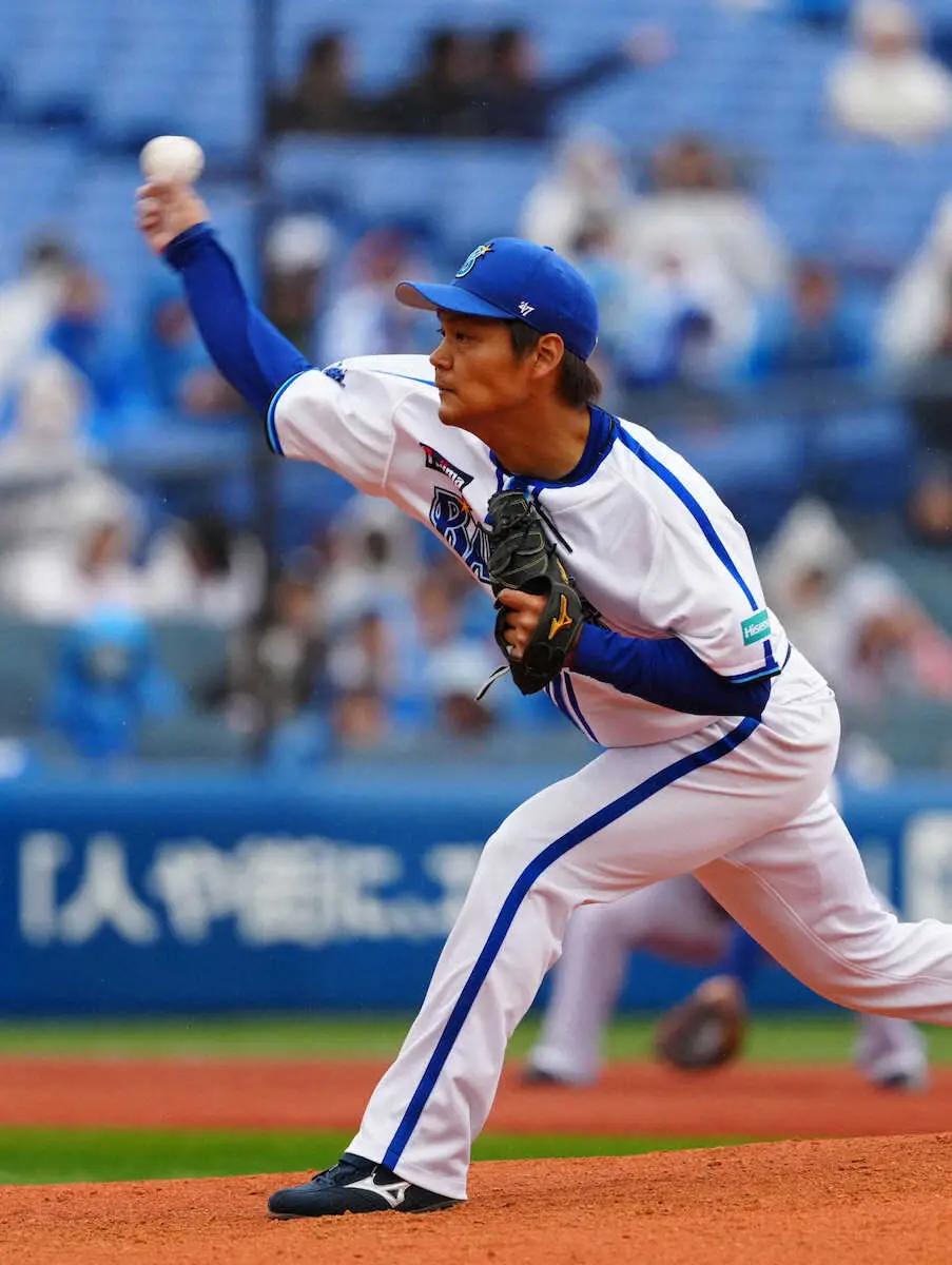 DeNA佐々木千隼が古巣相手に1回1/3無失点…ロッテ応援団から大拍手