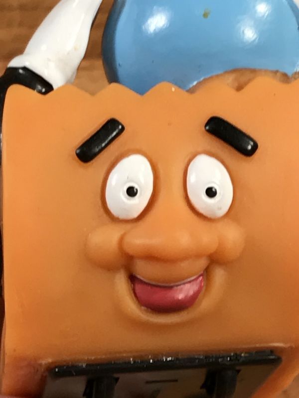 Sonic Drive-In Brown Bag Bowlers “Blue Ball On Head” Meal Toy