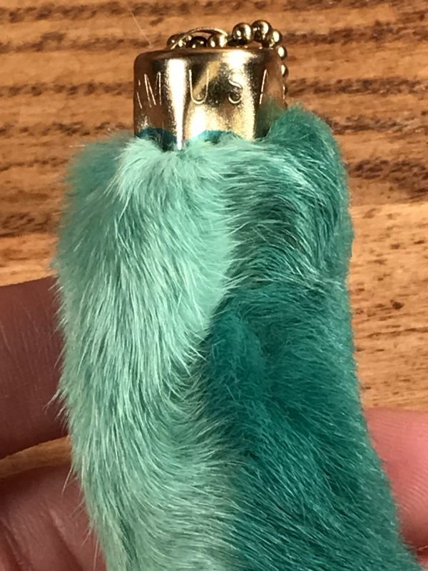 Rabbit Foot Lucky Charm Keychain ラビットラッキーチャーム