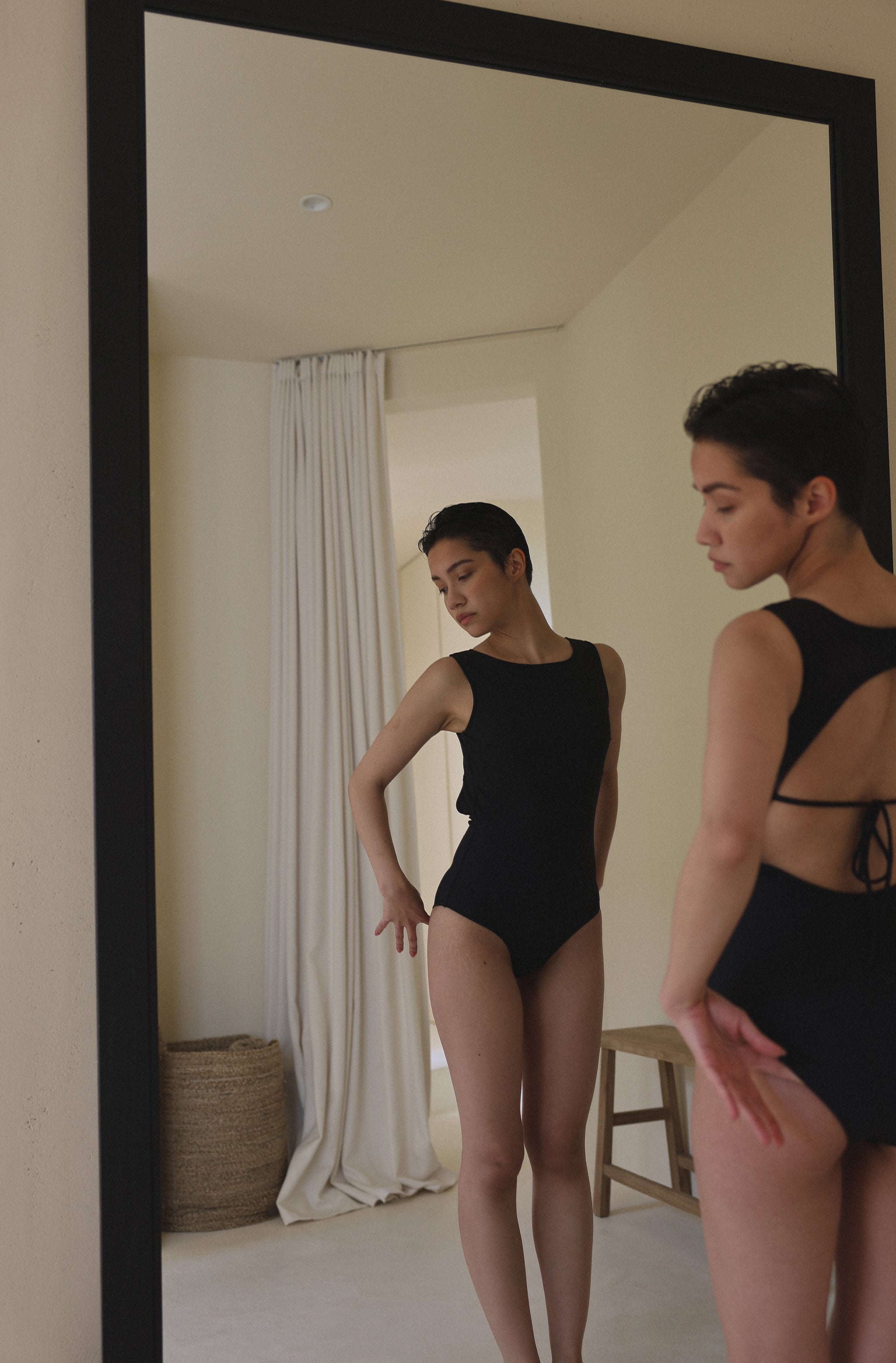 SWELLY Back Open OP BLACKMOON Mサイズ SWELLY Back Open OP