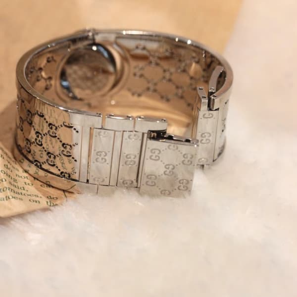 GUCCI / グッチ / トワール / バングルウォッチ / YA112501