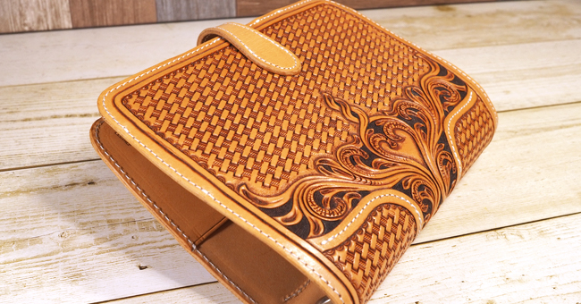 革のシステム手帳：バイブルサイズ：フラワーカービング：：手作り革製品