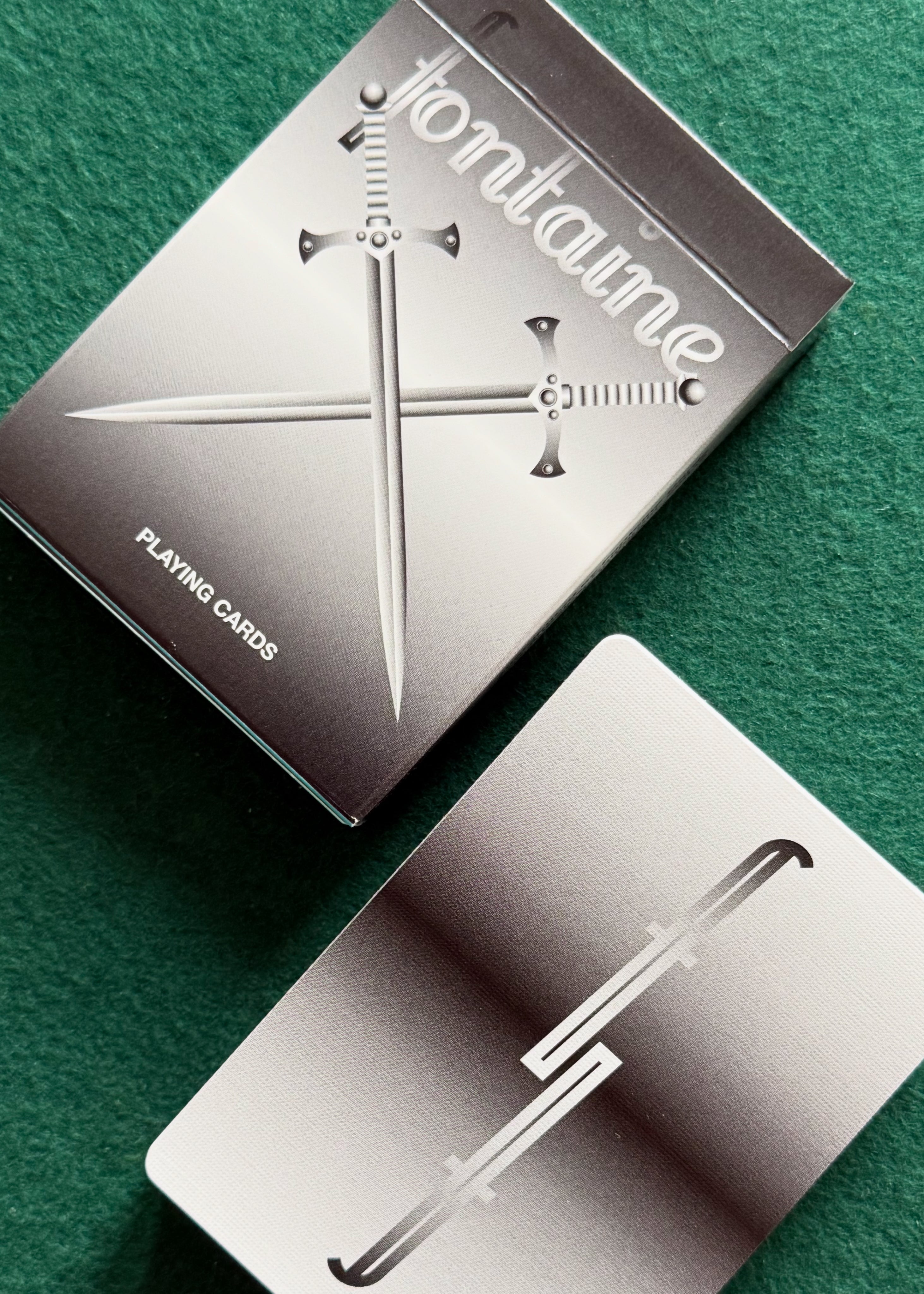 FONTAINE 5000S KNIGHTS PLAYING CARDS – Paperdecks