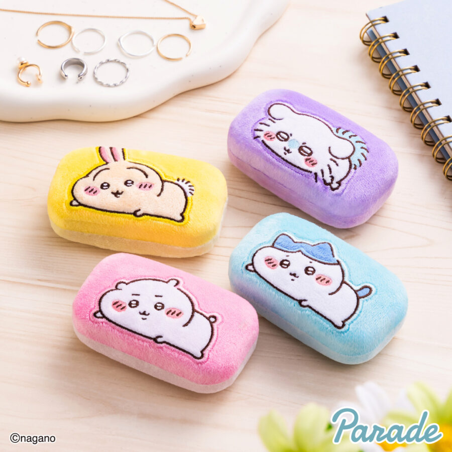 ちいかわ カラビナつき刺繍スクエアミニポーチ | 商品紹介 | 株式会社