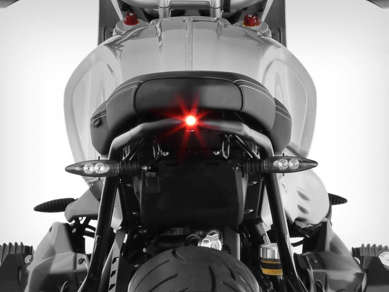 RnineT Scrambler カスタム フェンダーレスキット