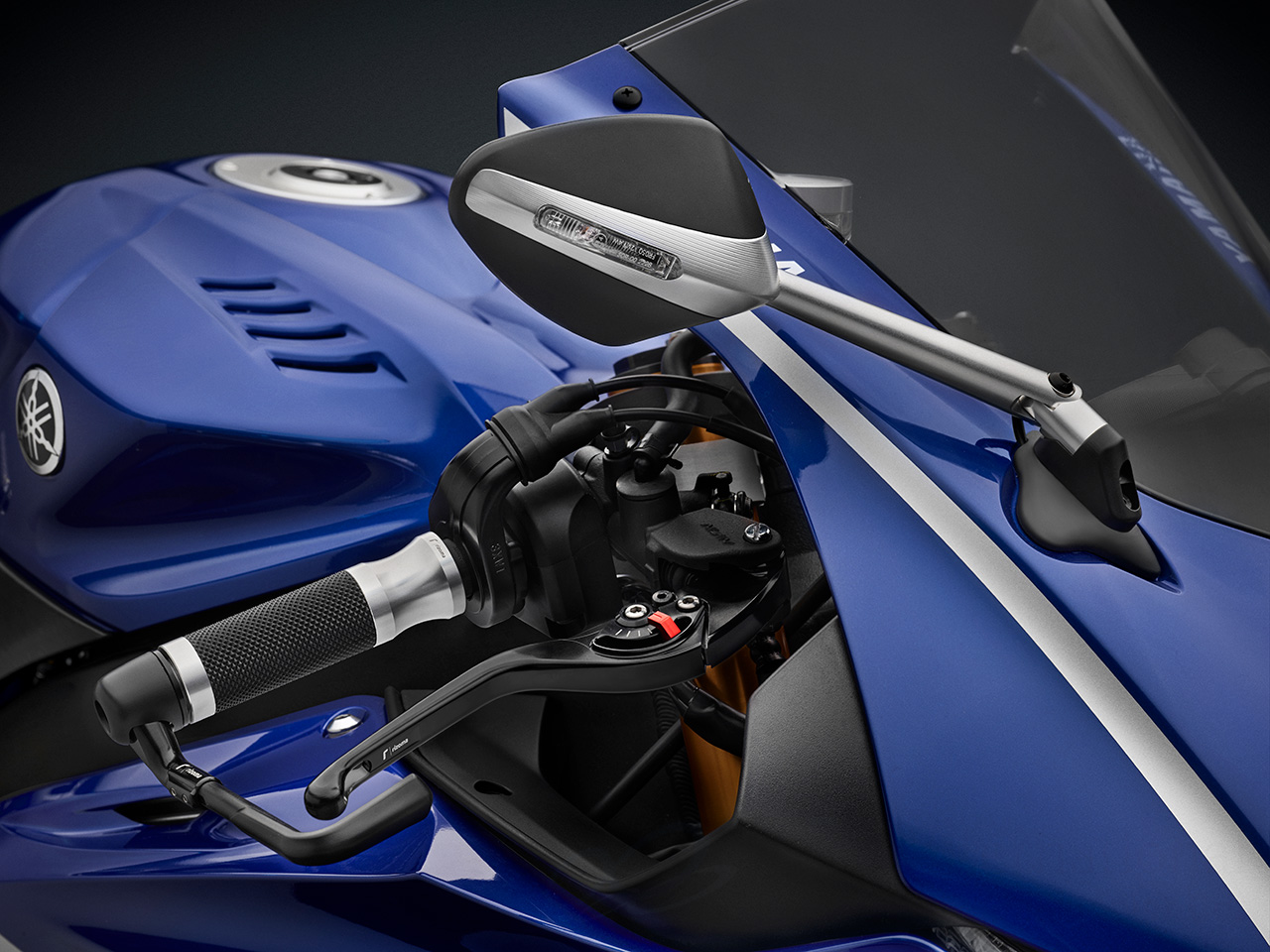 rizoma リゾマ ミラー 「Veloce L SPORT」with integrated indicator