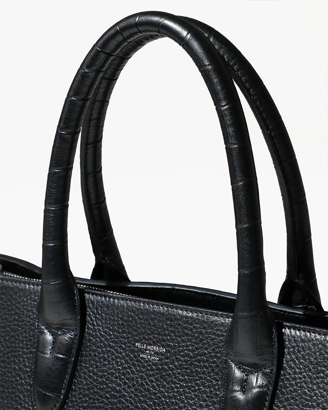 バーニーズ ニューヨーク限定のアイテムが発売