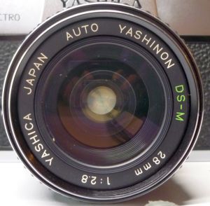 Yashica Auto Yashinon DS-M 28mm F2.8 Lens Reviews - Yashica Lenses