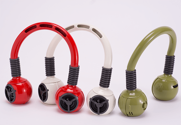 ネックバンドで低音を増幅する「首かけスピーカー」の組み立てキット