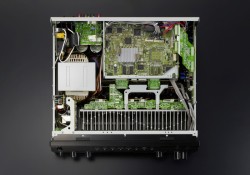 ソニー、自動位相マッチングを世界初搭載したAVアンプ「TA-DA5500ES