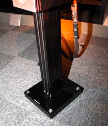 更新】B&Wから45周年記念のコンパクトスピーカー「PM1」発売 - PHILE WEB