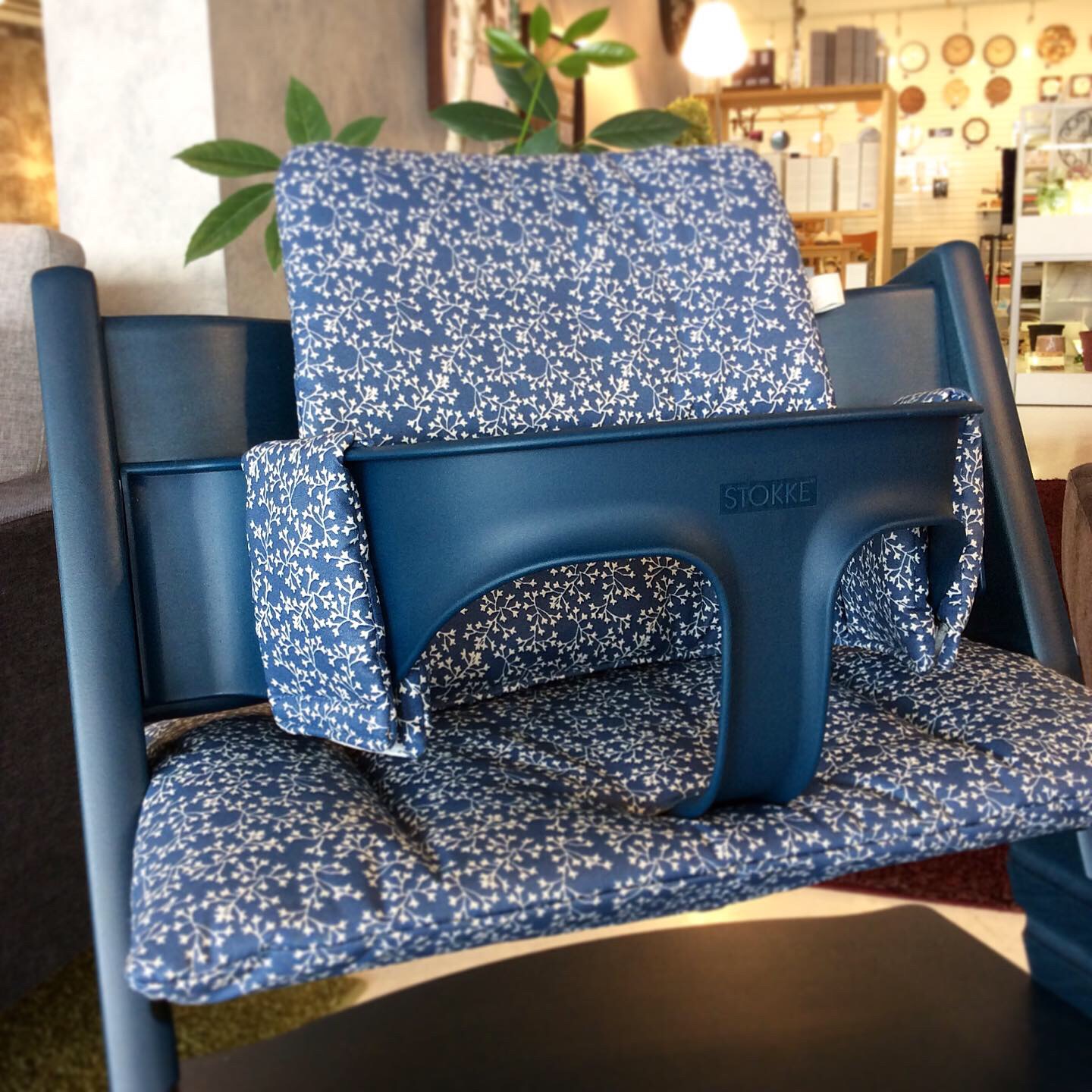 ミッドナイトブルー | 子ども用家具 | PLANTS 郡山市のインテリア