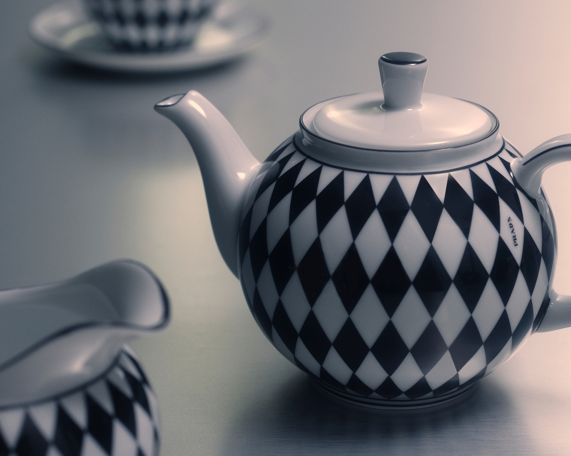 ニュートリ プラダ オルファクトリー レ ミラージュ Some Velvet