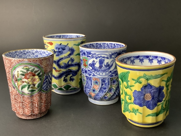 樂只苑 / 雲泉窯 黄彩雲龍鳳凰文湯呑（緑）