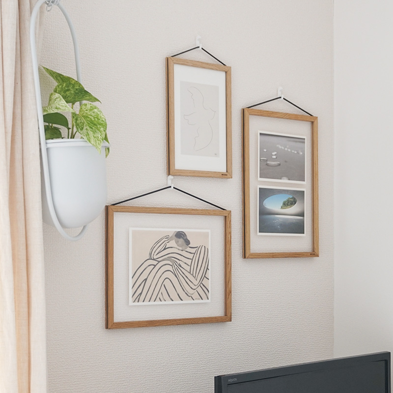 わたしの愛用品-コンパクトなお部屋にぴったりアートフレーム MOEBEの