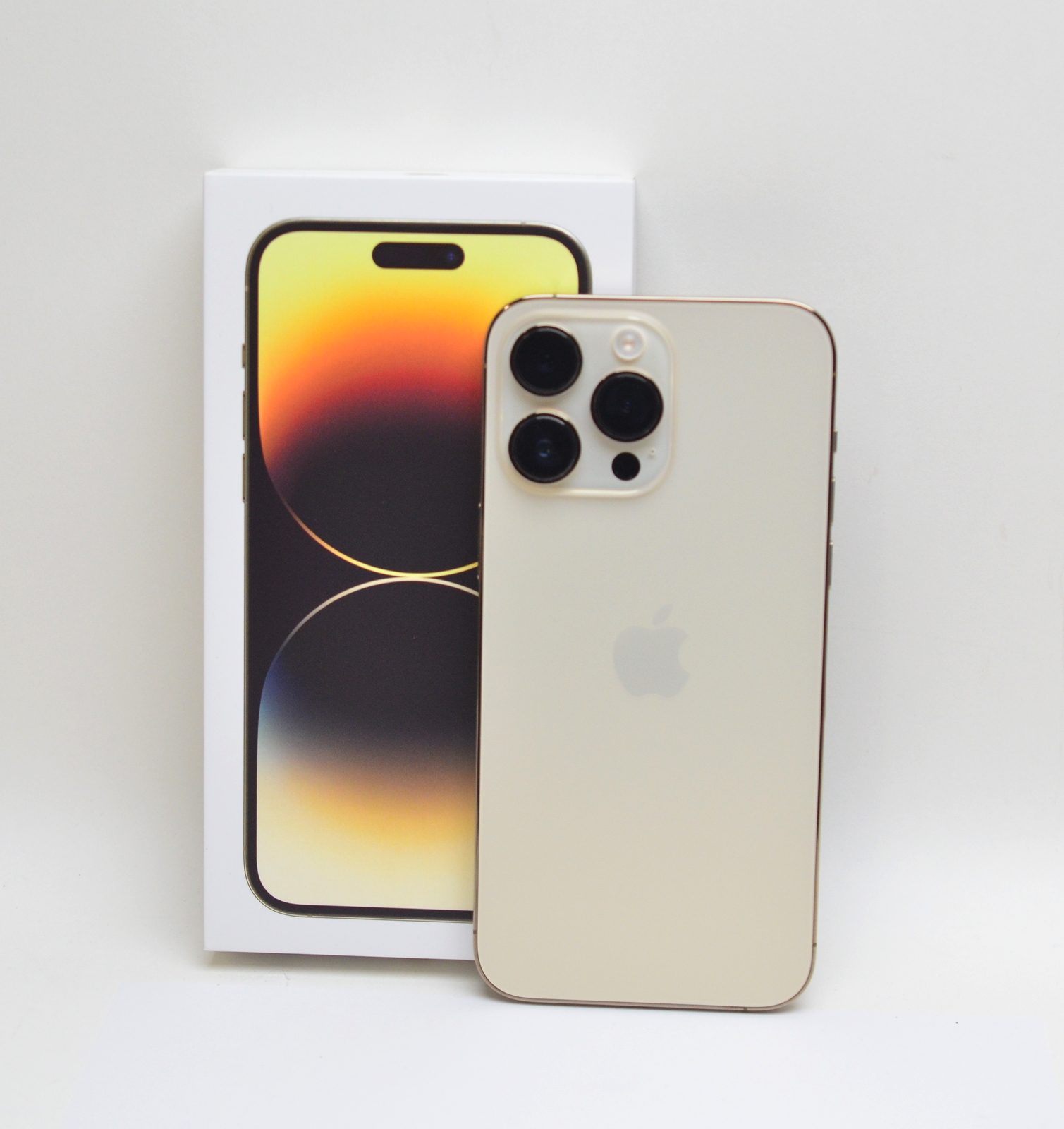 iPhone14 Pro MAX 128GB ゴールド MQ983J/A 買取 しました