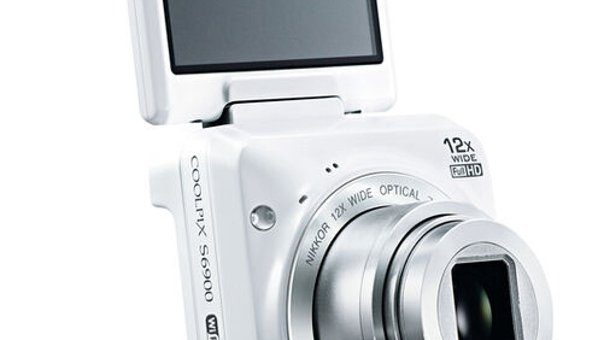 Red Dot Design Award: Coolpix P310