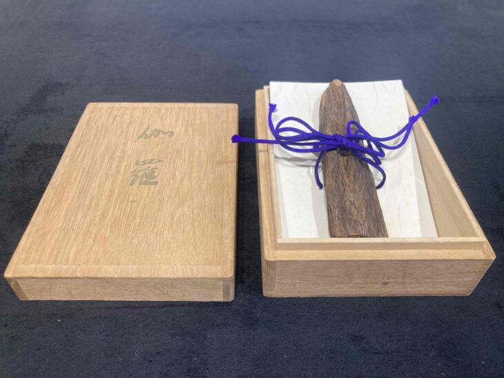 香木『伽羅』 ｜骨董品買取 緑和堂